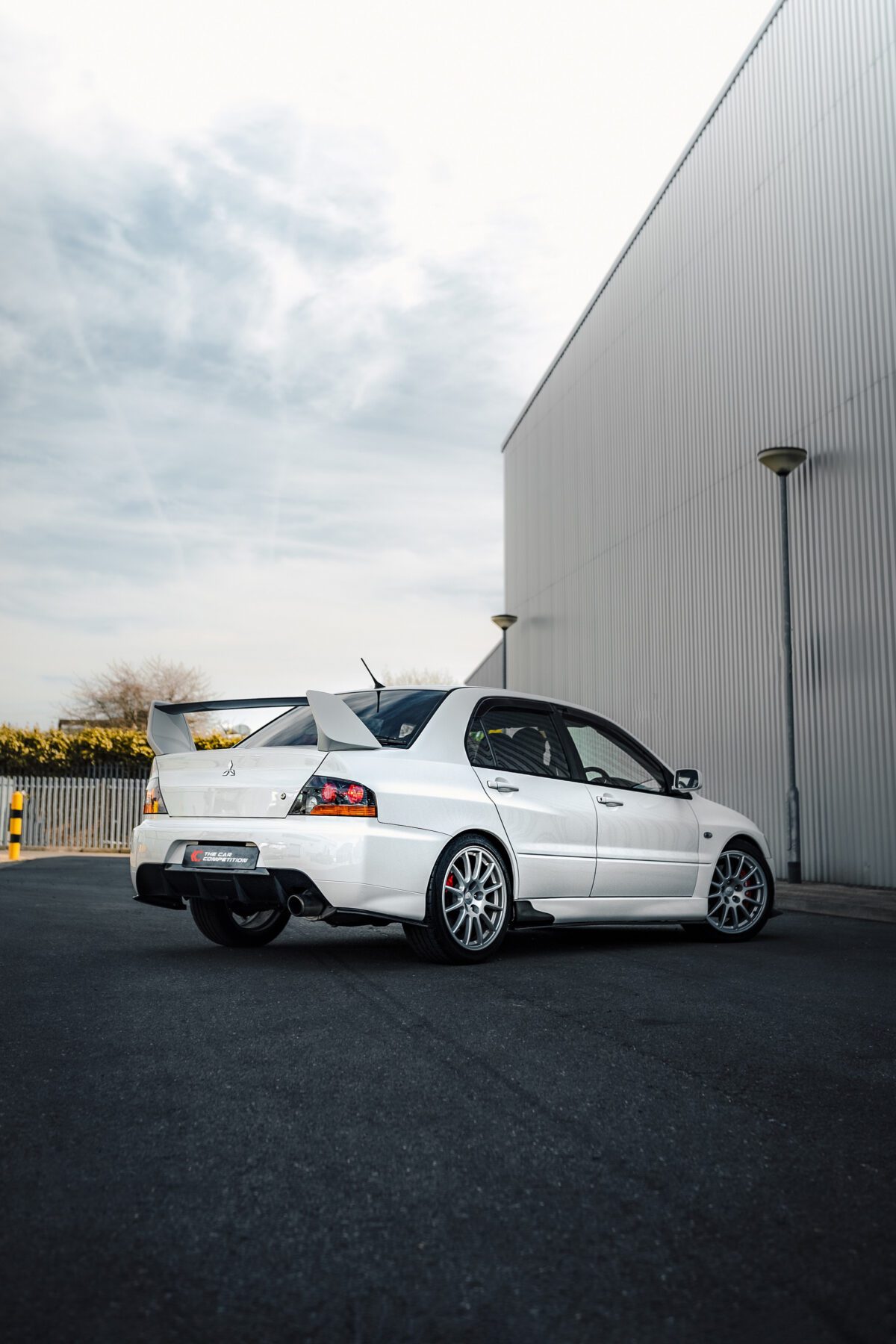 Win This Mitsubishi Evo IX + £2,000 - Image 3