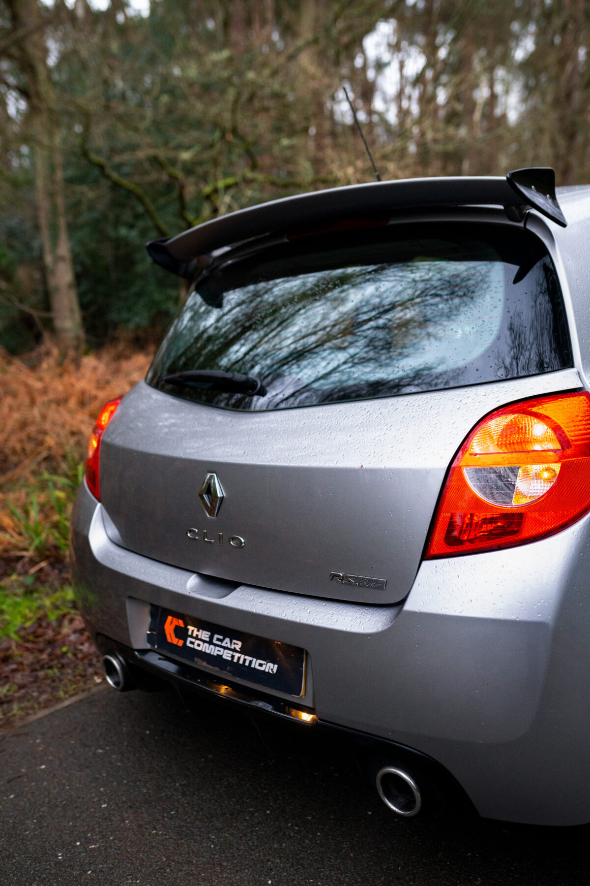 Win This Renault Clio RS200 - Image 5