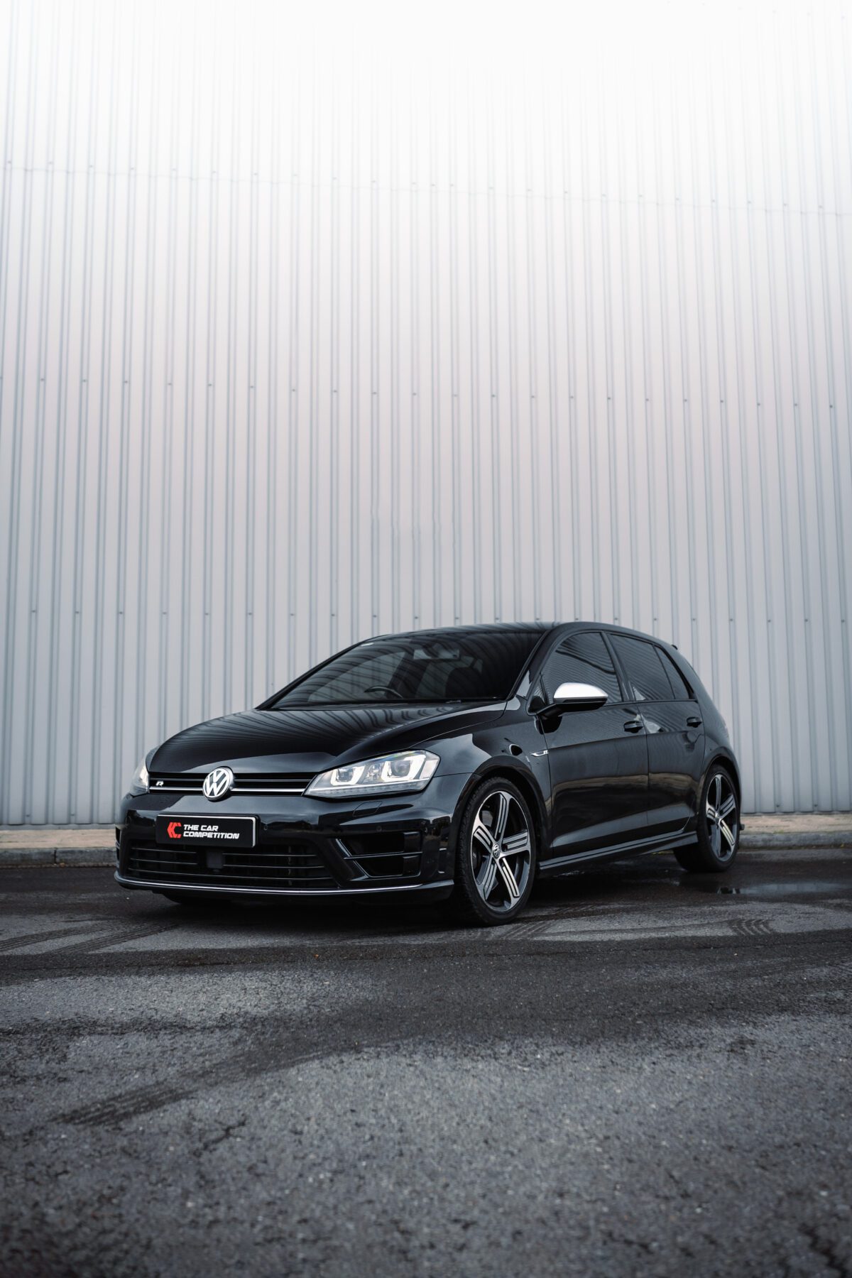 *1 DAY COMP* Win This MK7 VW Golf R + £1,000 - Image 2