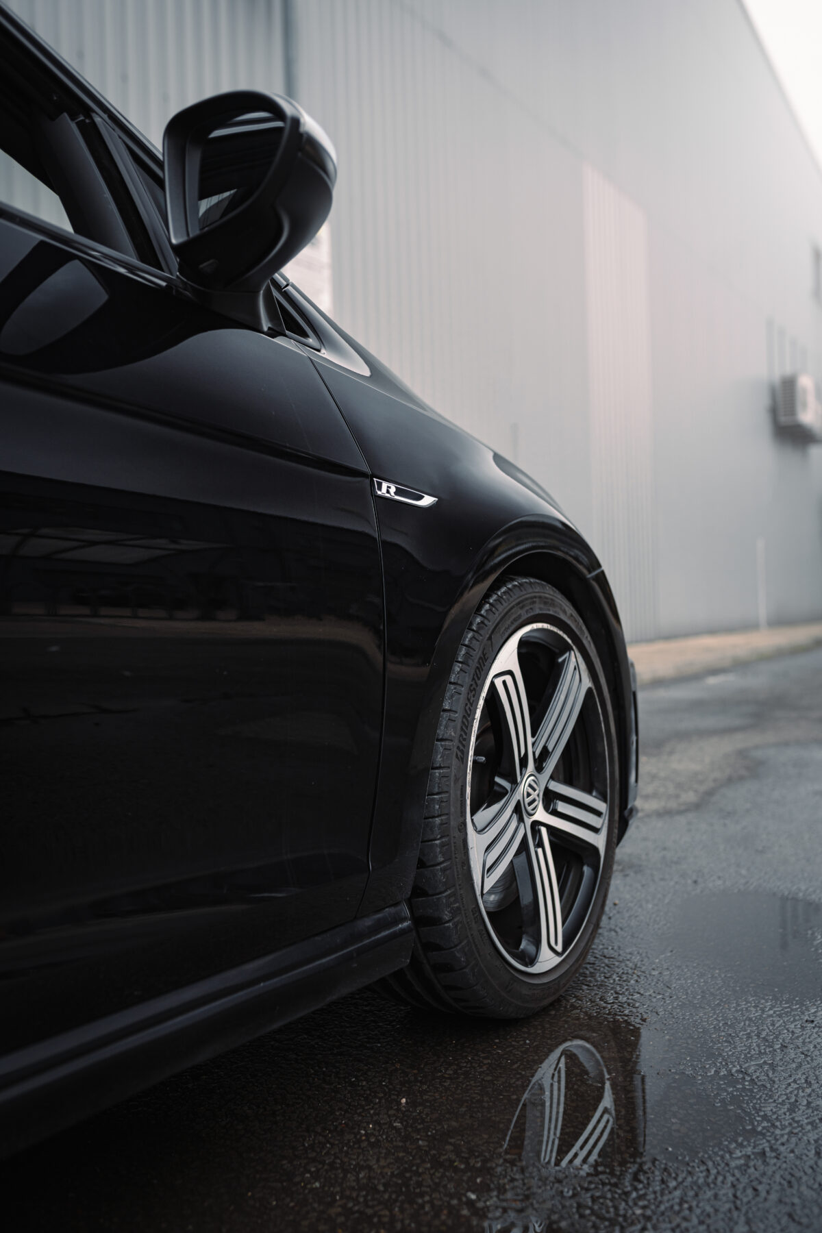 *1 DAY COMP* Win This MK7 VW Golf R + £1,000 - Image 10