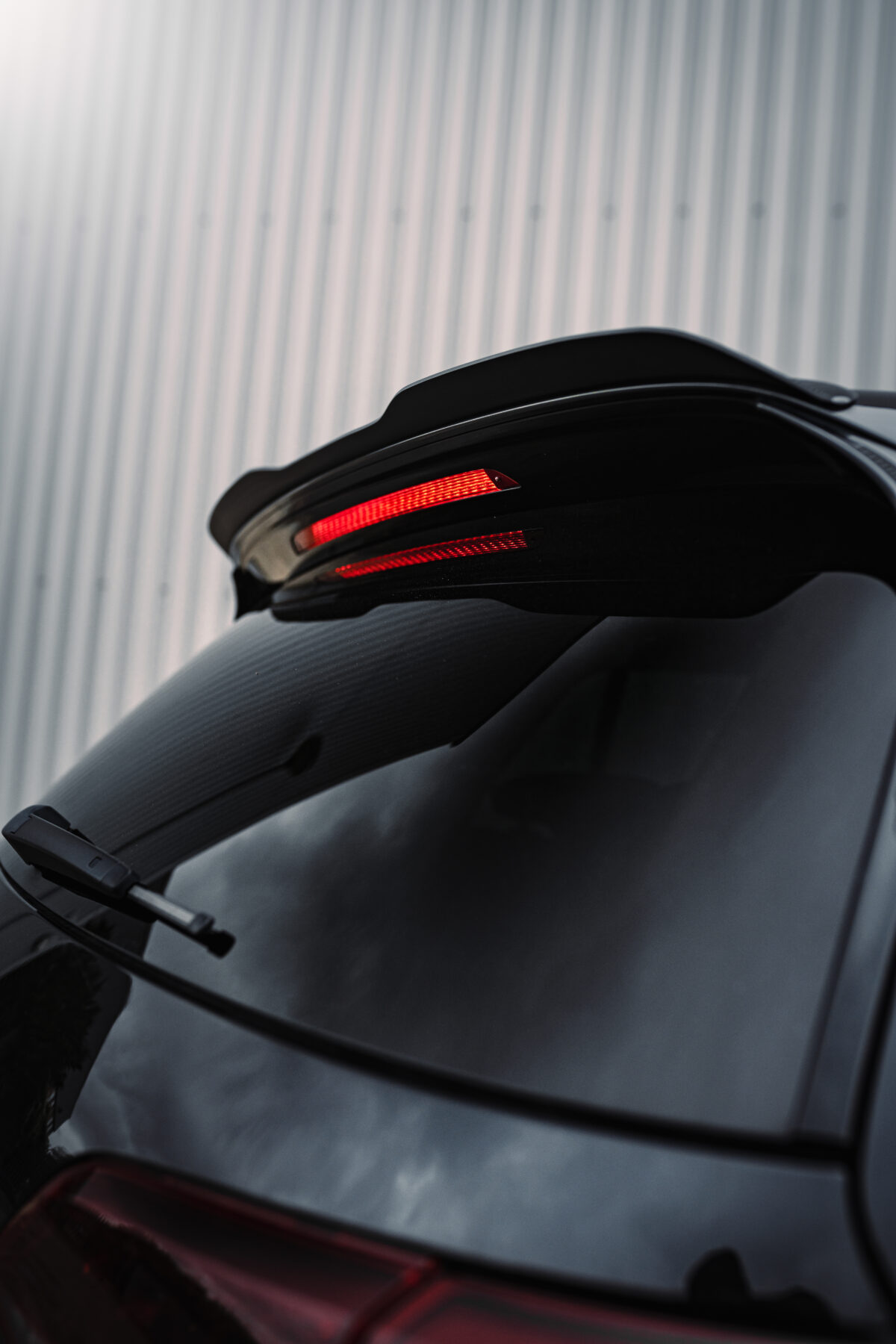 *1 DAY COMP* Win This MK7 VW Golf R + £1,000 - Image 9