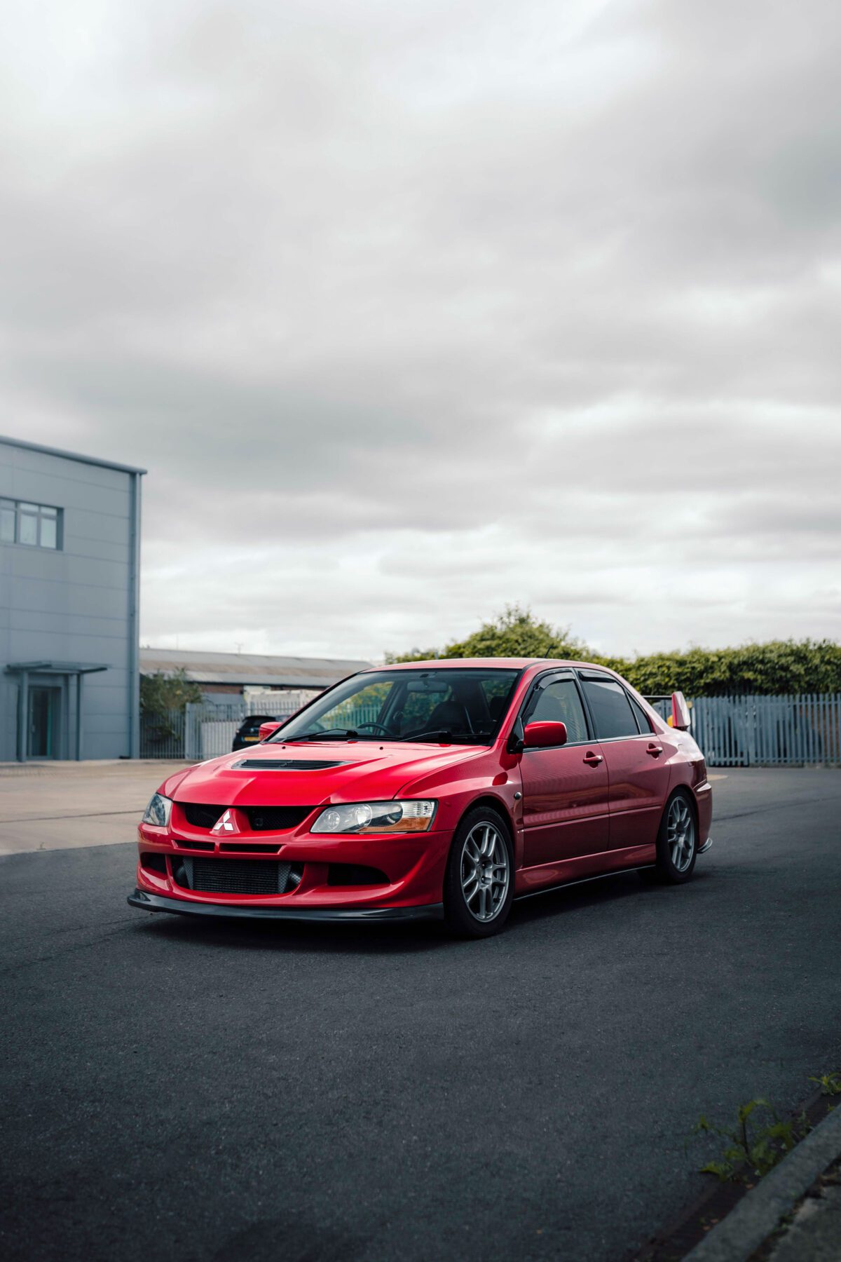 Win This Mitsubishi Evo VIII + £2,000 - Image 2